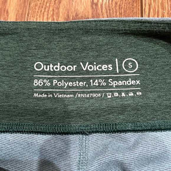 Outdoor Voices Leggings, size small,light blue & dark green - Picture 3 of 3